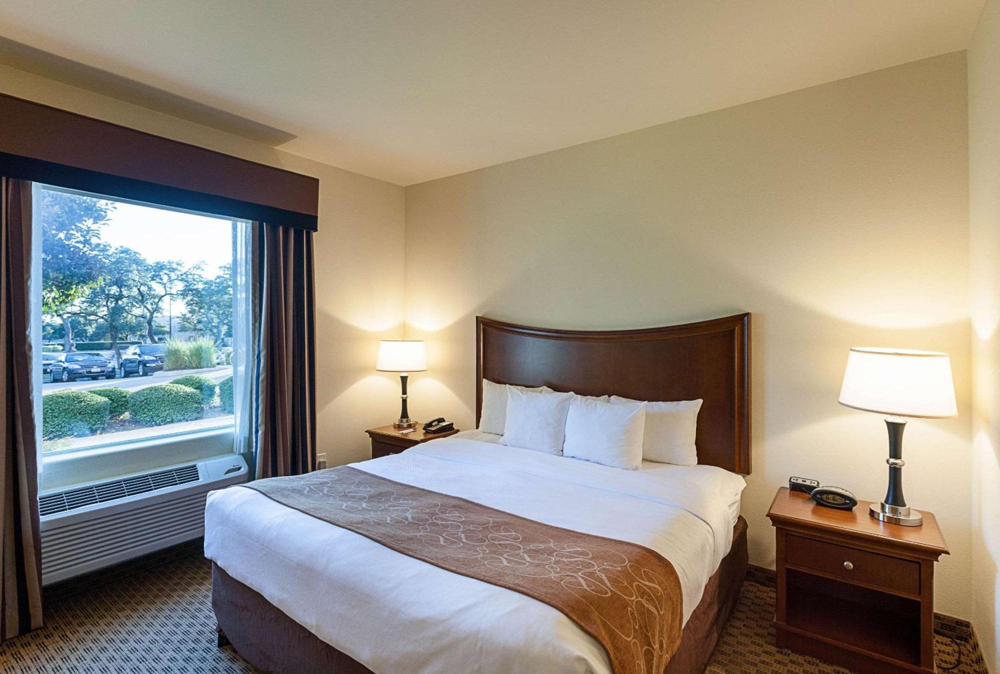 Comfort Suites San Antonio North - Stone Oak Exterior foto